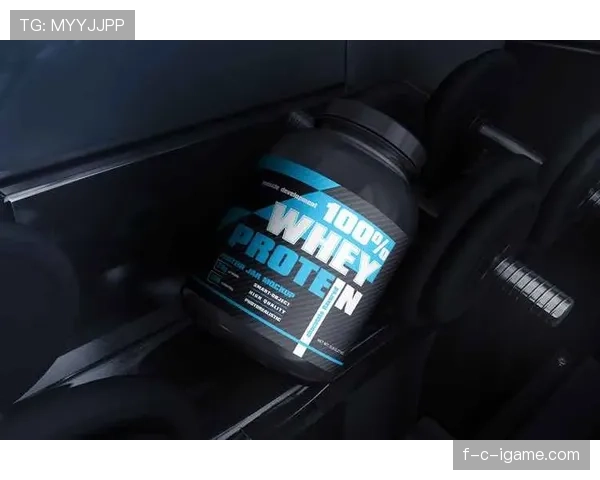 阿尔瓦雷斯训练完直接去超市抢购100盒蛋白粉，店员都看傻了